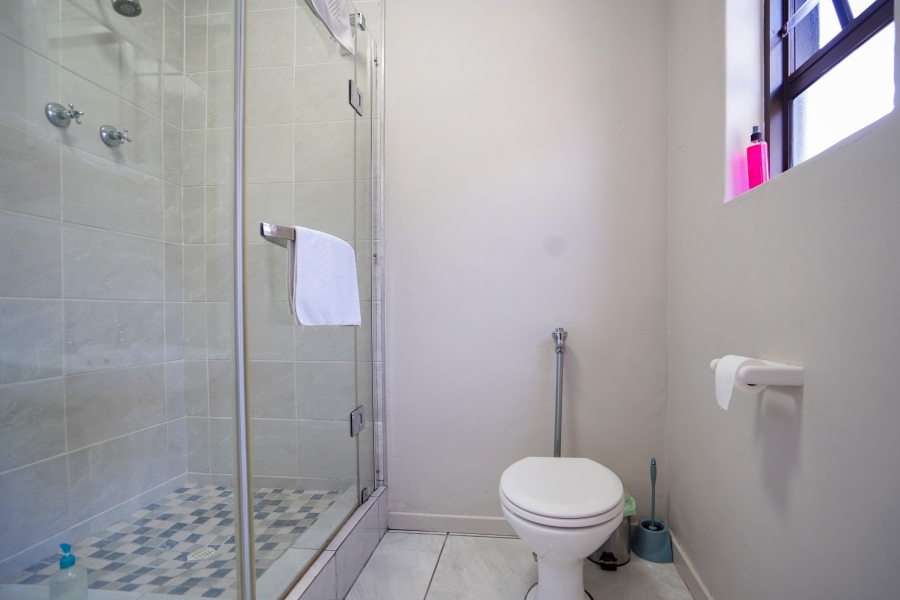 8 Bedroom Property for Sale in Melkbosstrand Central Western Cape